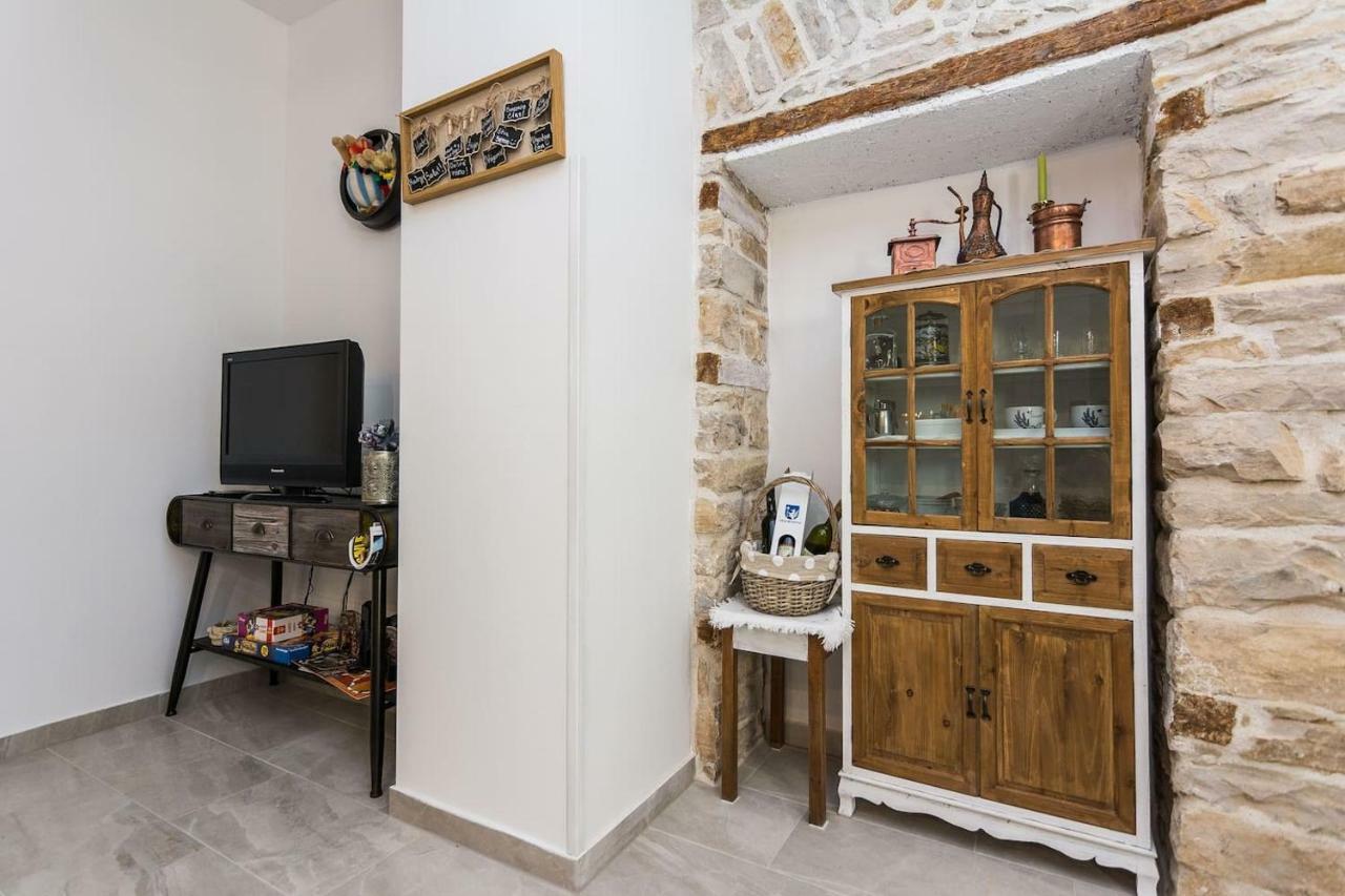 Apartment Nostalgija, Benkovac Dış mekan fotoğraf